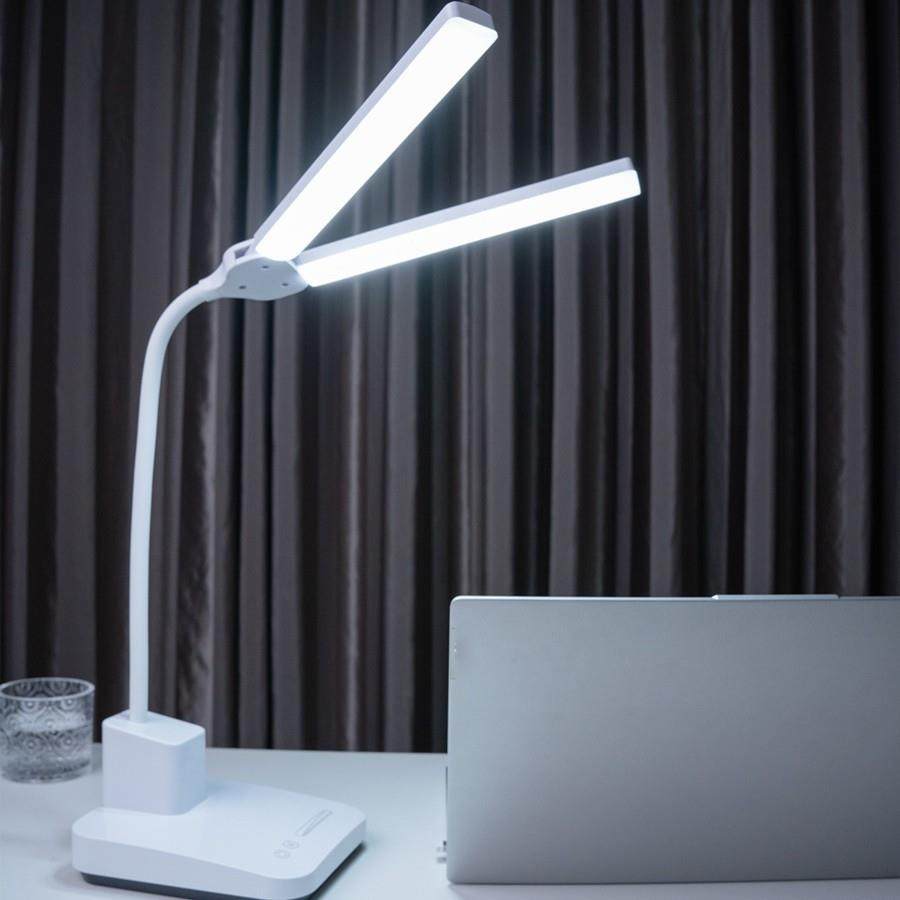 学生宿舍书桌写作业充插床头护眼学习专用全光谱插电超亮工作台灯