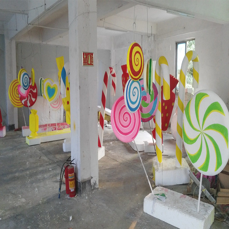 波板糖泡沫玻璃钢雕塑广场草坪现场活动场地布置商场酒店美陈