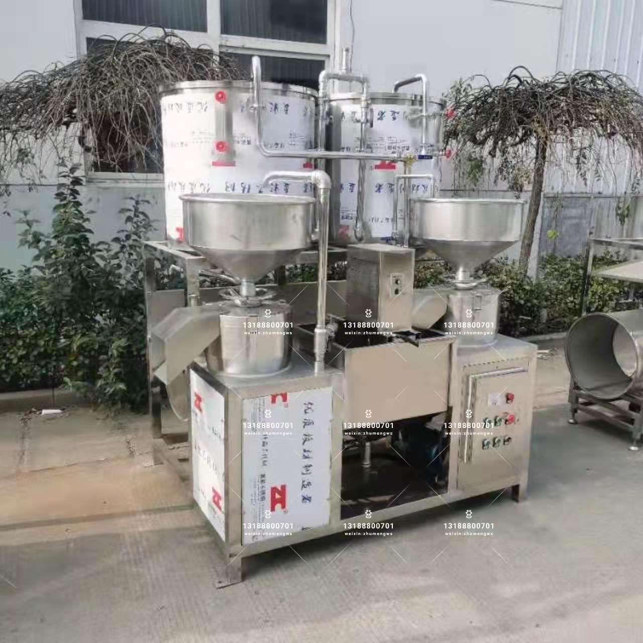 工厂三联磨浆机大型自动上豆自动上渣三联磨浆机时产400斤