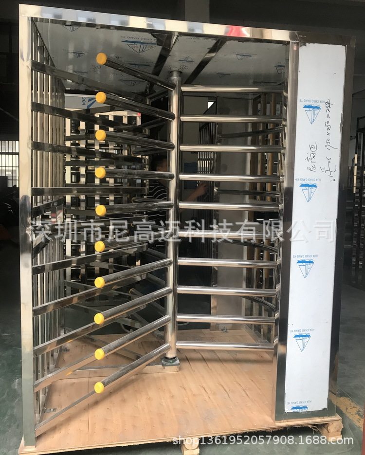 溆浦车站疏状单向门不锈钢成品旋转闸旅客出口通行导向栅栏滚动門