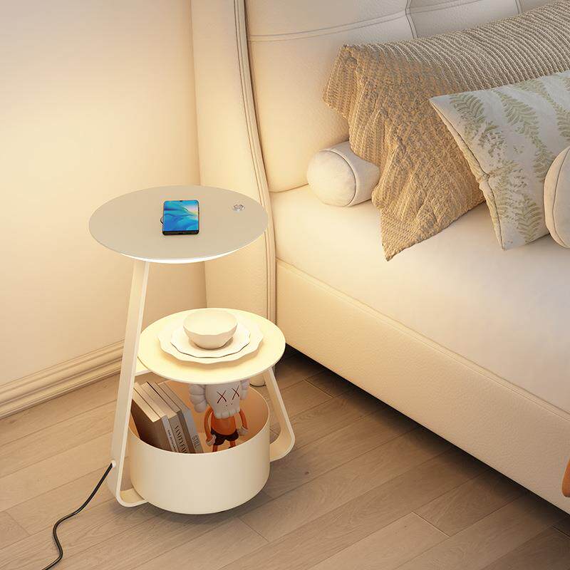 奶油风卧室床头柜落地灯客厅沙发边置物茶几2026新款氛围立式台灯