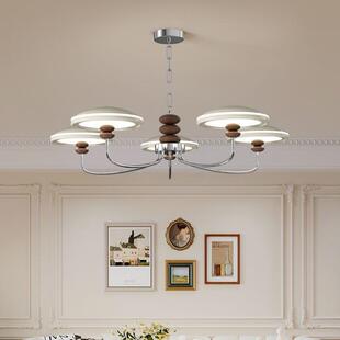 奶油风客厅吊灯复古法式创意设计餐厅灯简约风高级感护眼卧室吊灯