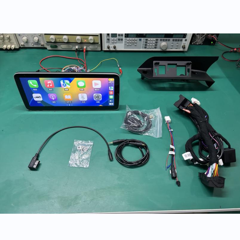 适用11-14款奔驰右肽W204NTG4.5安卓导航12.3寸八核无线Carplay