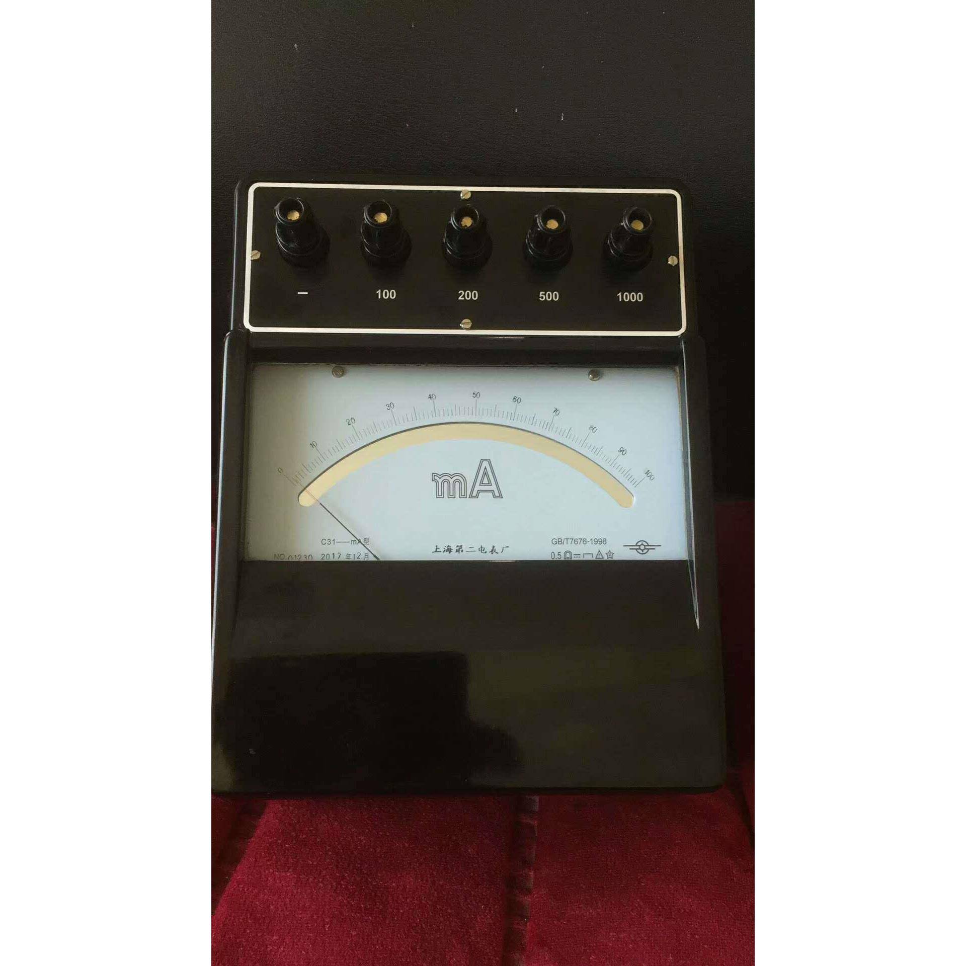 T19-A交直流安培表0.5级电流表10A电流测量