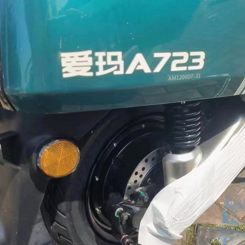 爱玛A72货架辉腾电动车后尾架AB07电瓶车加装后备箱支架尾箱衣架