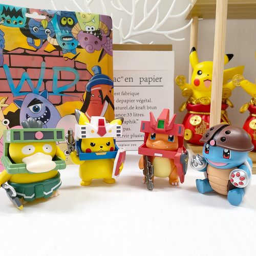 新品4款机甲元素融合高达cos宝可梦系列设计潮玩摆件