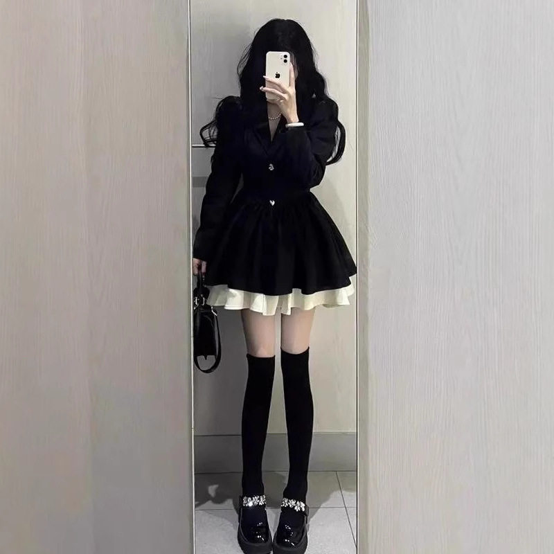 胖mm法式高级感气质黑色西装连衣裙女秋季大码收腰显瘦公主蓬蓬裙