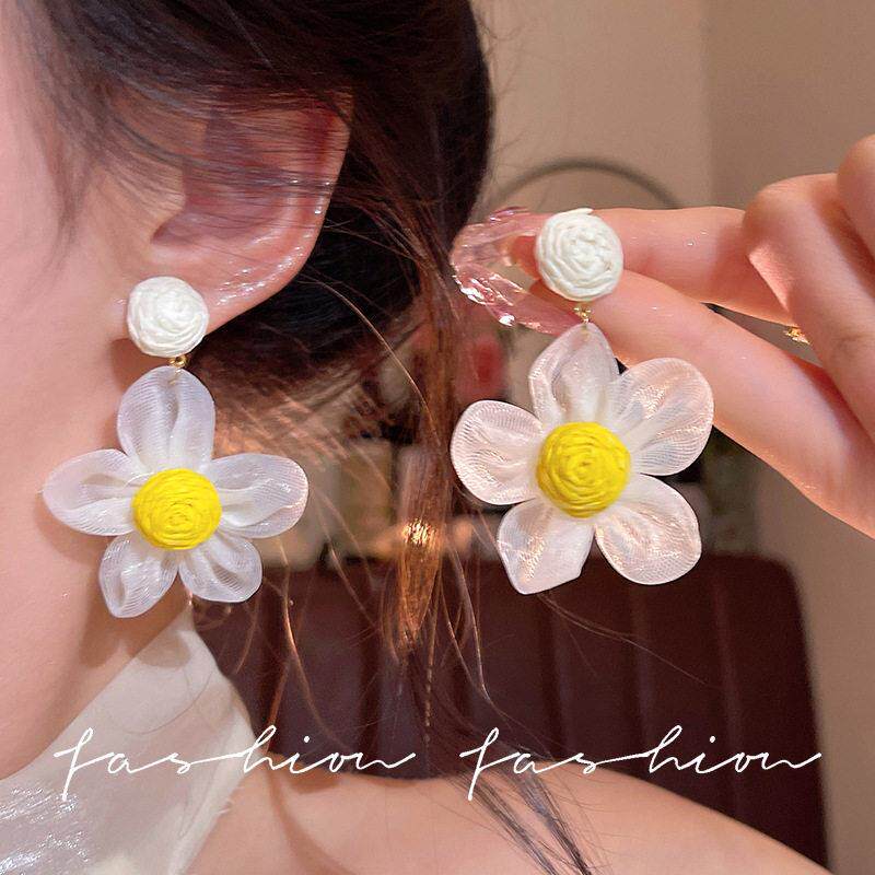 【立减30】法式温柔小雏菊耳坠女森系超仙网纱花朵耳钉夏季kd13