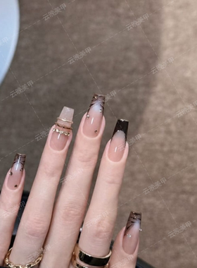 手工穿戴甲高级感渐变显白