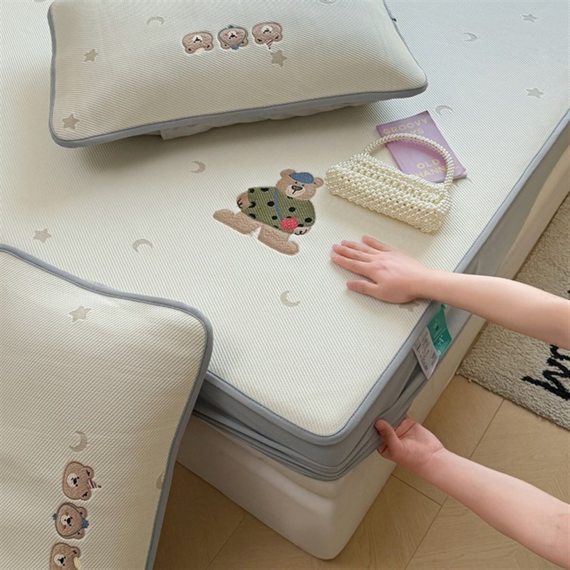 2025凯罗新款卡通印加绣花凉豆豆绣花床席可水洗床席款