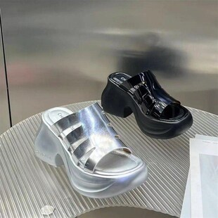 百搭松糕厚底漆皮高跟半拖鞋 坡跟凉拖鞋 时尚 新款 女外穿2025年夏季