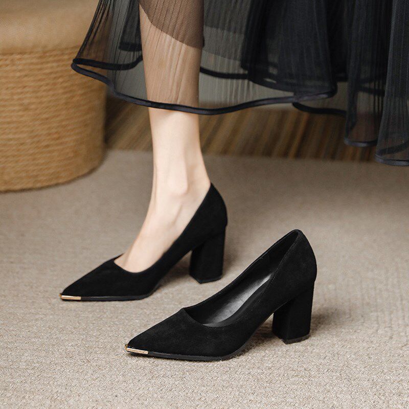 黑色尖头粗跟高跟鞋浅口中跟5厘米7cm春夏款单鞋不累脚面试工作鞋
