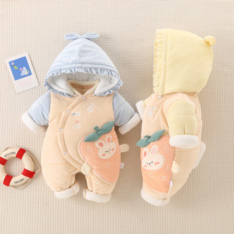 婴儿连体衣秋冬加厚套装新生儿带帽棉服男女宝宝外出抱衣保暖哈衣