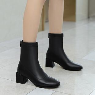 子秋冬女鞋 圆头粗跟米白色中跟弹力后拉链大码 dlx 短靴 鞋