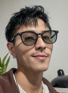 方形高级感痞帅太阳眼镜抗UV浅灰色偏光墨镜女驾驶男款开车专用