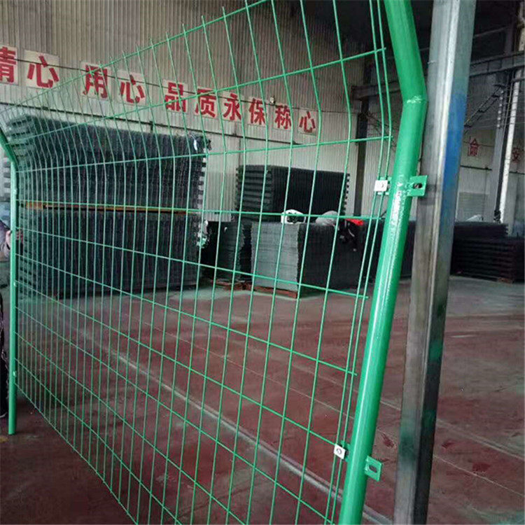 厂家直销 双边丝护栏网 框架护栏网 围栏网 铁丝网 防爬网 隔离栅