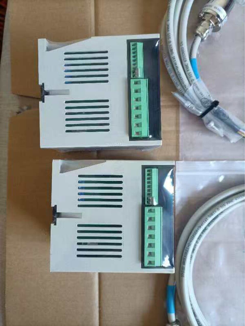 SAACKE扎克 FLUS06 UV Based 火焰放大器 230v 50/60 HZ