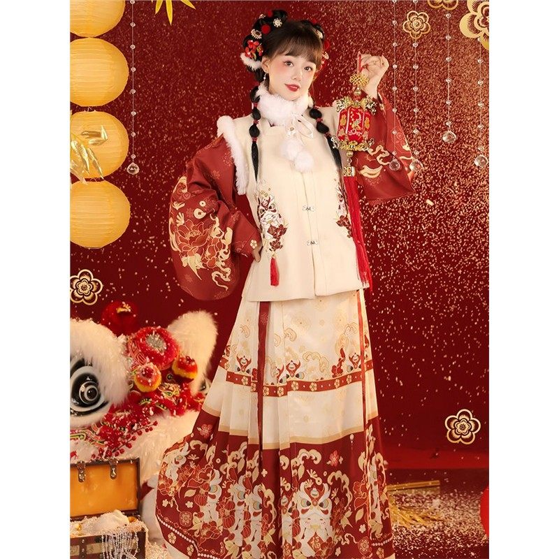 原创【元宝兔】明制方领马甲拜年服马面裙刺绣秋冬加绒款,女装/女士精品,汉服套装,淘宝优惠券,粉丝福利购,淘宝优惠卷