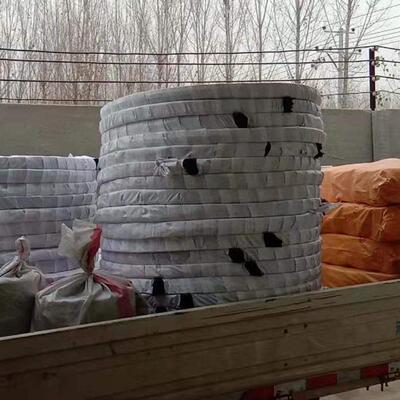 加工大型带螺栓孔内径1600外径1900内径1400外径18008个厚垫片