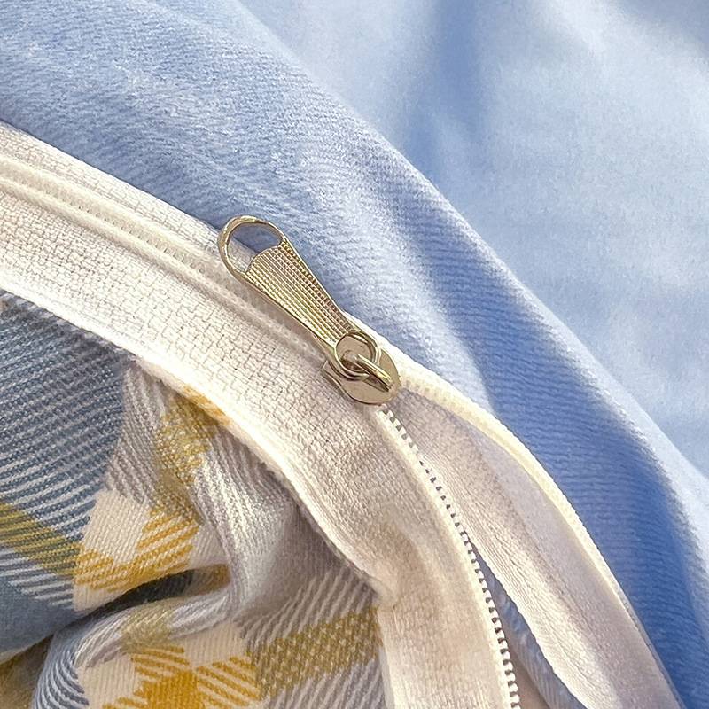 热卖斜纹加厚磨毛卡通刺绣植物羊绒柔软亲肤磨毛四件套