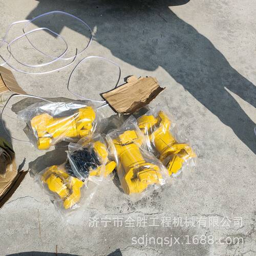 D65P-15推土机万向节 十字轴14X-12-11200  履带总成