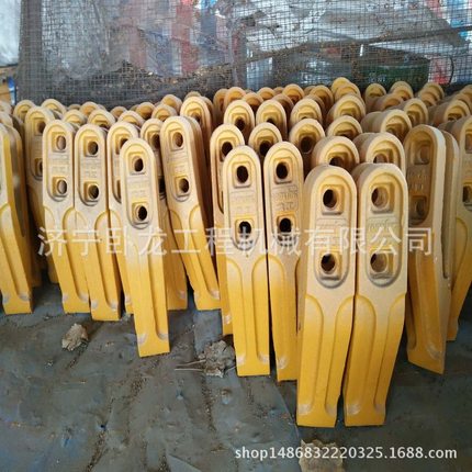 山推SL60W 装载机斗齿 装载机右斗齿DG966-11100-2Y