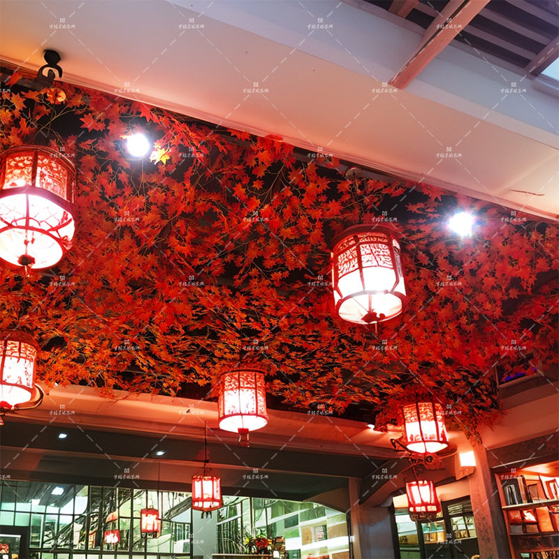 仿真枫叶吊顶装饰花藤红色树叶天花板假绿植氛围植物墙面遮丑装饰