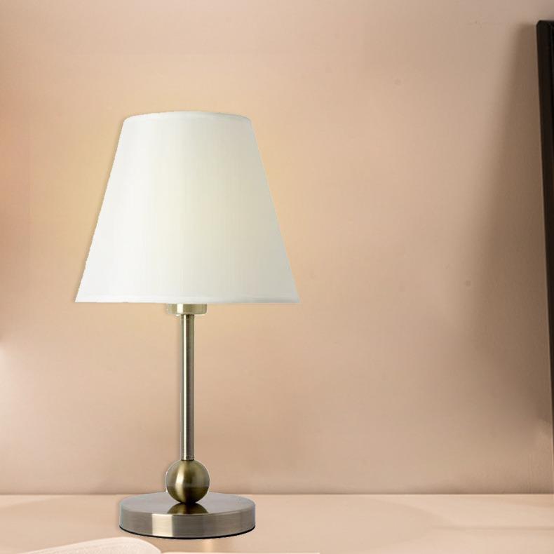 欧头9818式布罩led台灯餐厅客厅卧室书房床夜围灯金属设氛计装饰