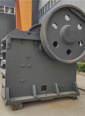 大小型鄂式破碎机水泥砖瓦混机凝55614土块颚移式粉碎碎尾矿动破