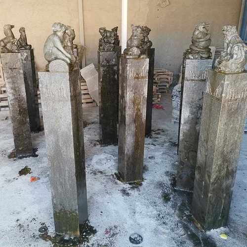直销新款仿古做旧栓马桩青石石雕景区天青石做旧拴马桩雕刻龙生九