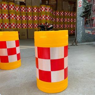 直销新款 滚塑船型防撞桶高速公路三联防撞桶隔离栏道路分流塑料注
