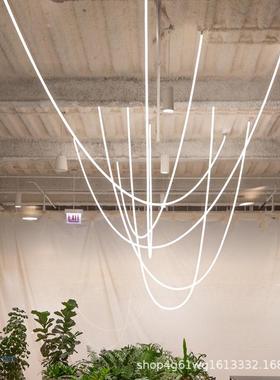 l极简线条吊灯ft复式别墅楼梯间餐厅展灯o饰设计师厅样板房02152