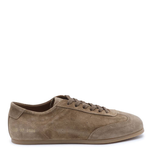 Common Projects 女士 FW26 运动鞋 灰褐色绒面革冬季开车