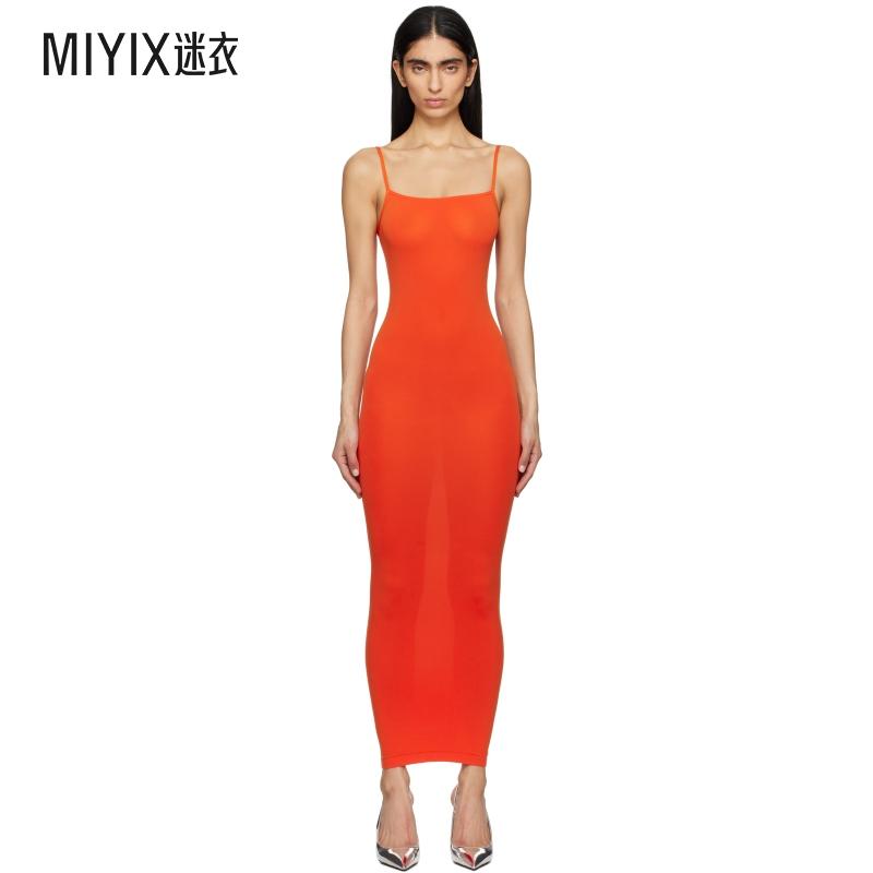 Wolford沃尔福特 女款红色 Strap Fatal 连衣裙  迷衣时尚