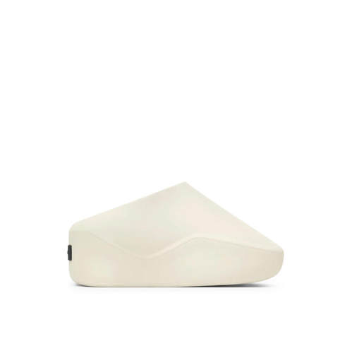 Fear Of God 女士 FW25 运动鞋 EVA RUNNER 直入式