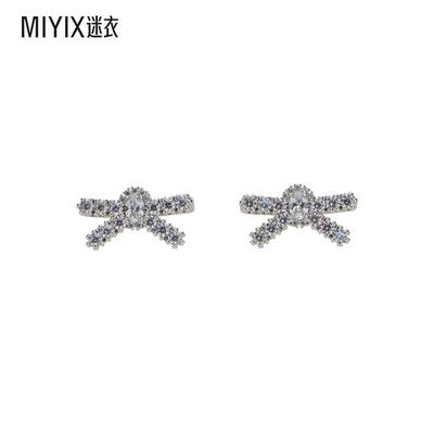 【春夏新品】Yvmin Embellishments 金属感宝石蝴蝶结设计铜制混