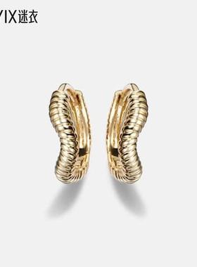 STONE AND STRAND 女款Freddie huggie 14kt金耳环 迷衣时尚