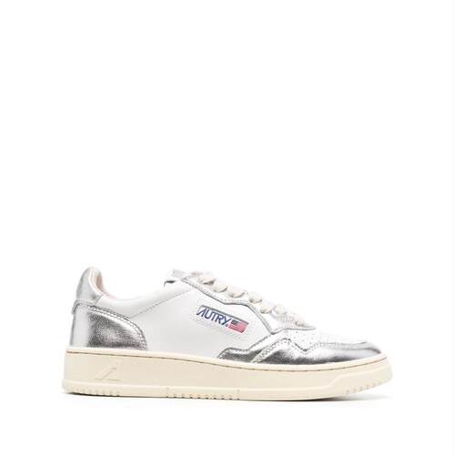 Autry 奥特里 女士 FW26 运动鞋 AUTRY (WHITE/SILVER.)