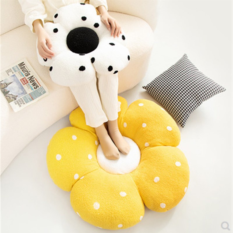 少女心毛巾绣波点花朵抱枕毛绒玩具布娃娃玩偶榻榻米花瓣坐垫靠垫