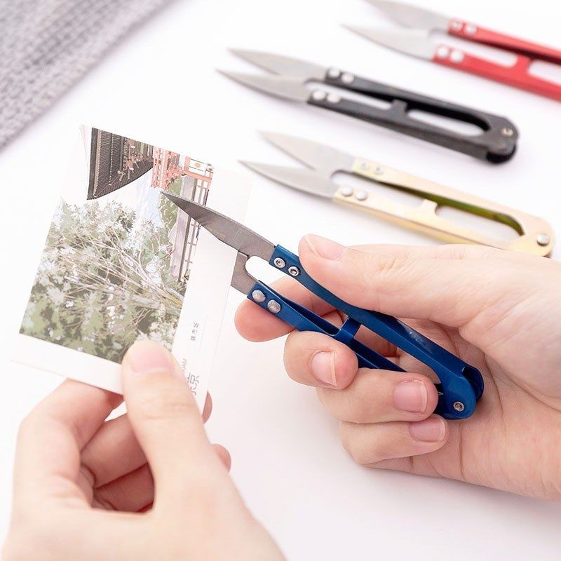 U型塑料弹簧纱剪十字绣线头剪鱼线剪缝纫剪袋装家用彩色小剪刀