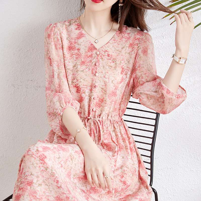 真丝连衣裙桑蚕丝高级感法式碎花裙子夏季女装印花收腰中长款