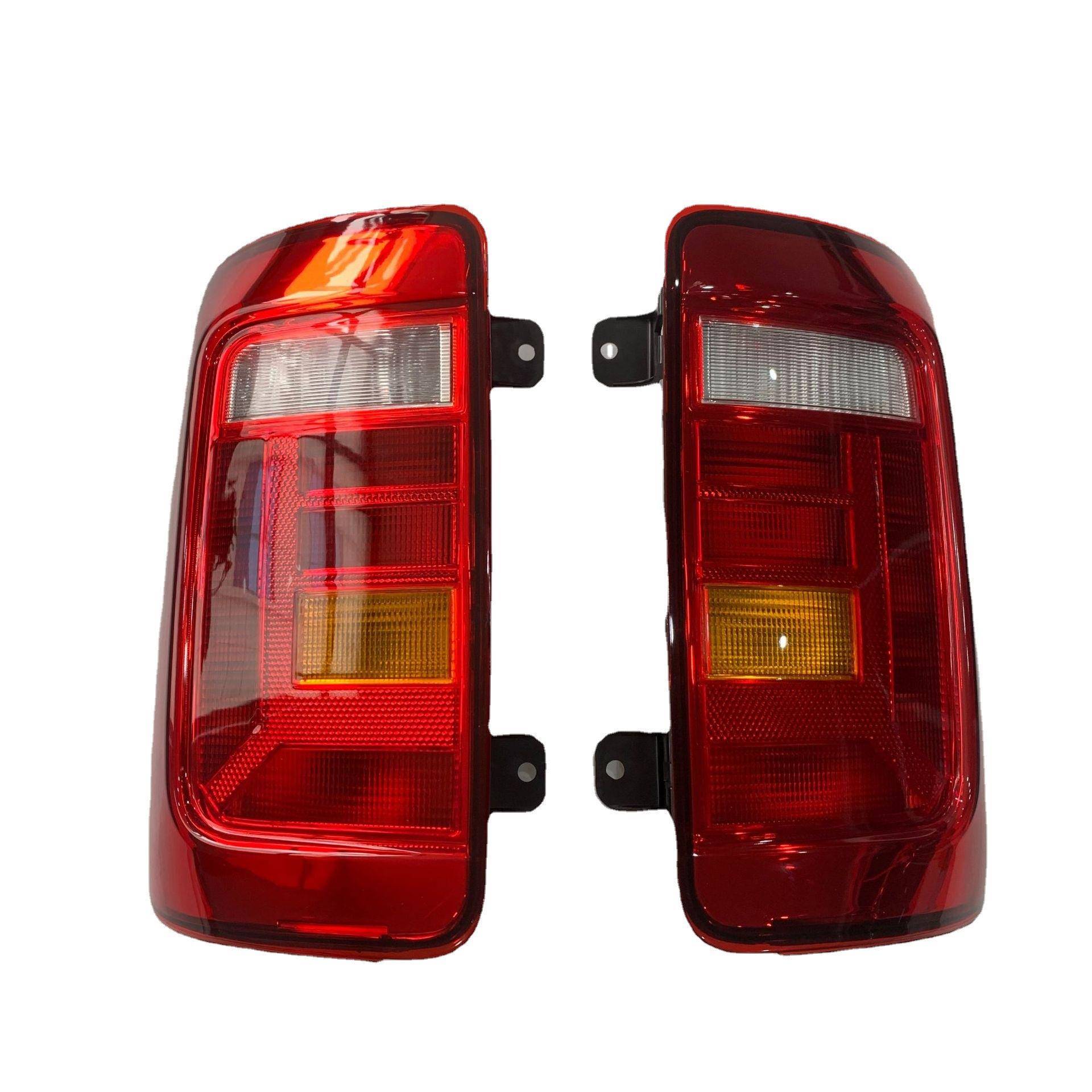 适用开迪CADDY15-202门款后保险杠尾灯后杠灯转向信号提示尾灯