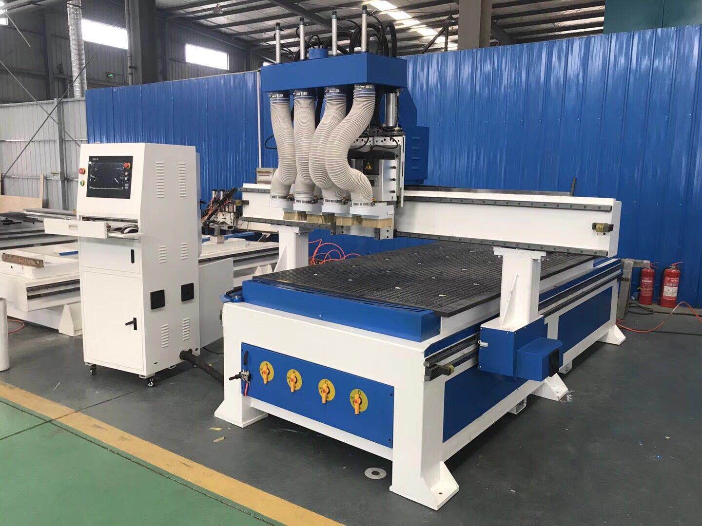板式家具数控开槽下料雕刻机