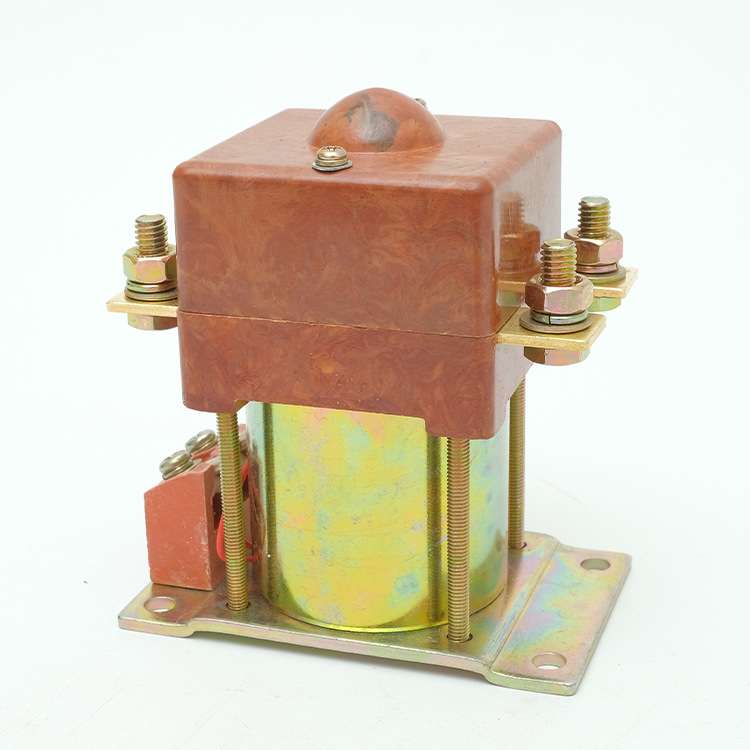 QCC14 100/11-24V(100A)直流接触器三轮车拉坯车直流接触器继电器