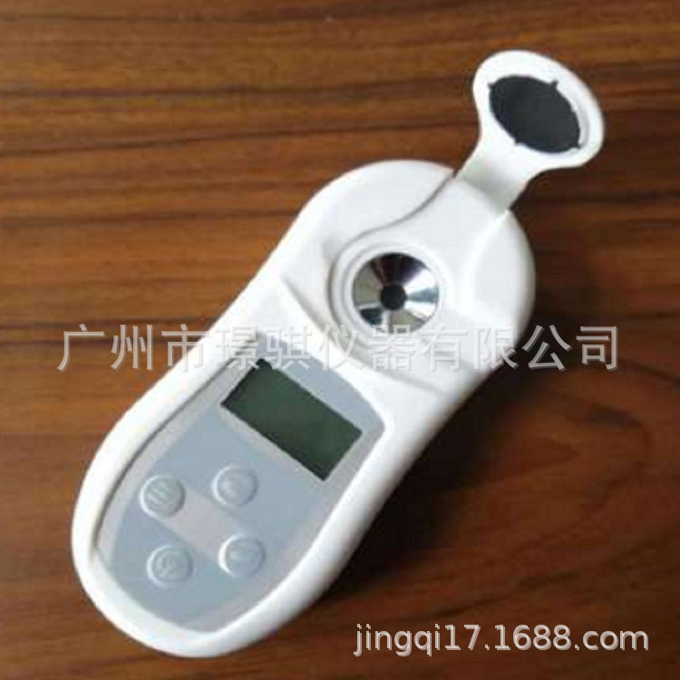 现货供应手持式盐度计PAL-104数显折射仪 海水盐分浓度测定仪价格