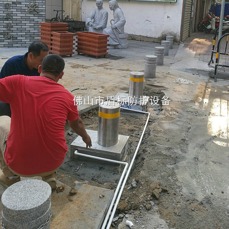 湛江珠海清远步行街电动升降车挡供应全自动液压升缩拦车桩移动柱