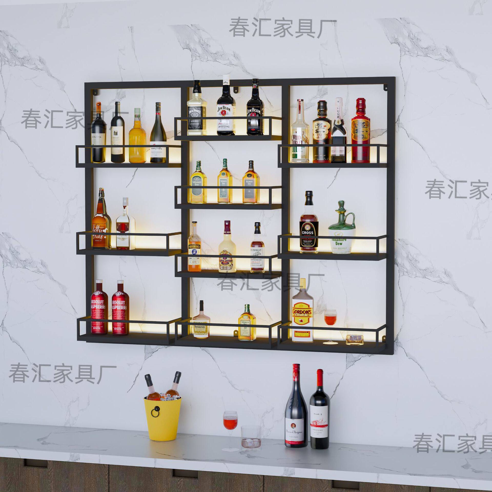 新款壁挂酒架吧台墙上红酒柜餐饮店挂墙发光展示架台球馆置物架子