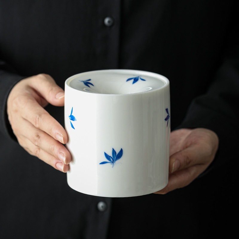 羊脂玉白瓷手绘兰花建水茶渣桶家用带盖茶洗陶瓷创意防飞灰烟灰缸