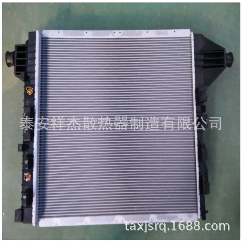 汽车散热器水箱适用于FT皮卡车系列轻卡F250-350-4507C3Z8005F