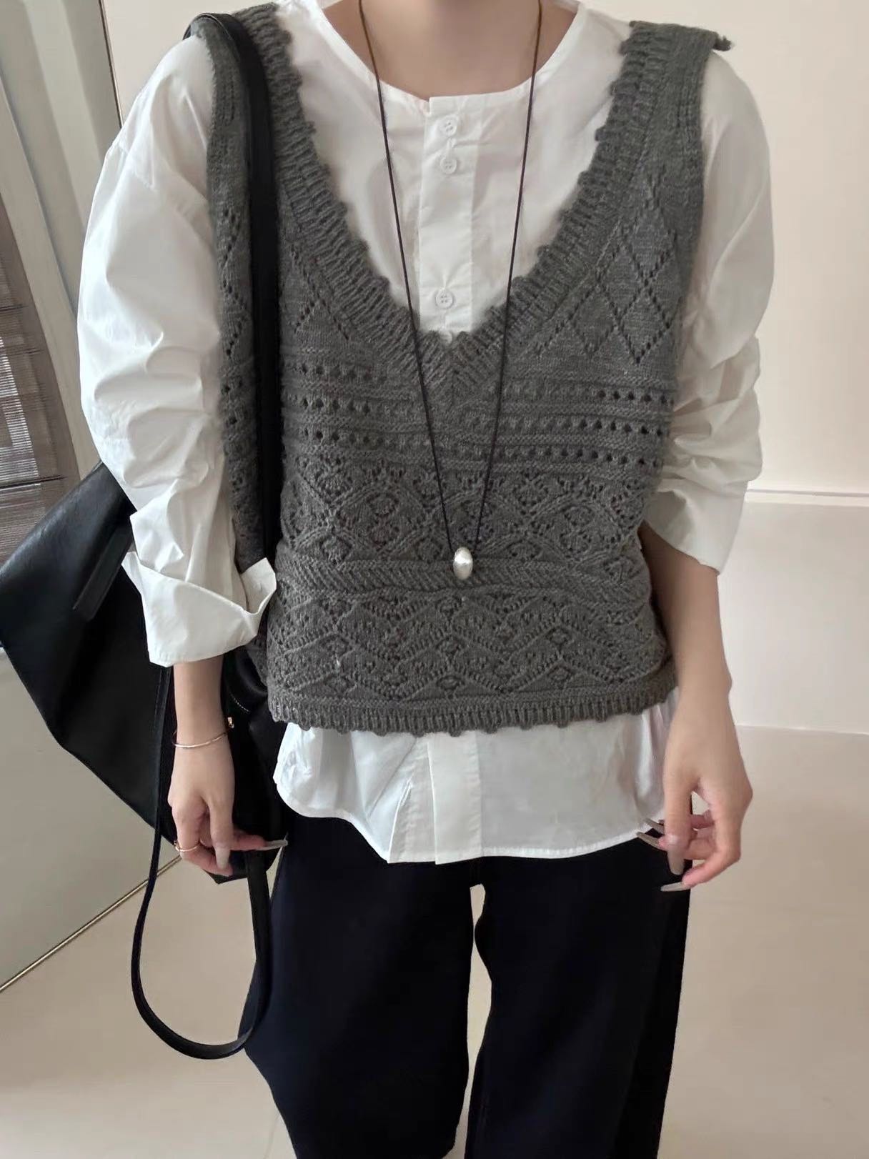 【书婷专享】花边镂空针织马甲背心白色衬衫叠穿两件套1124